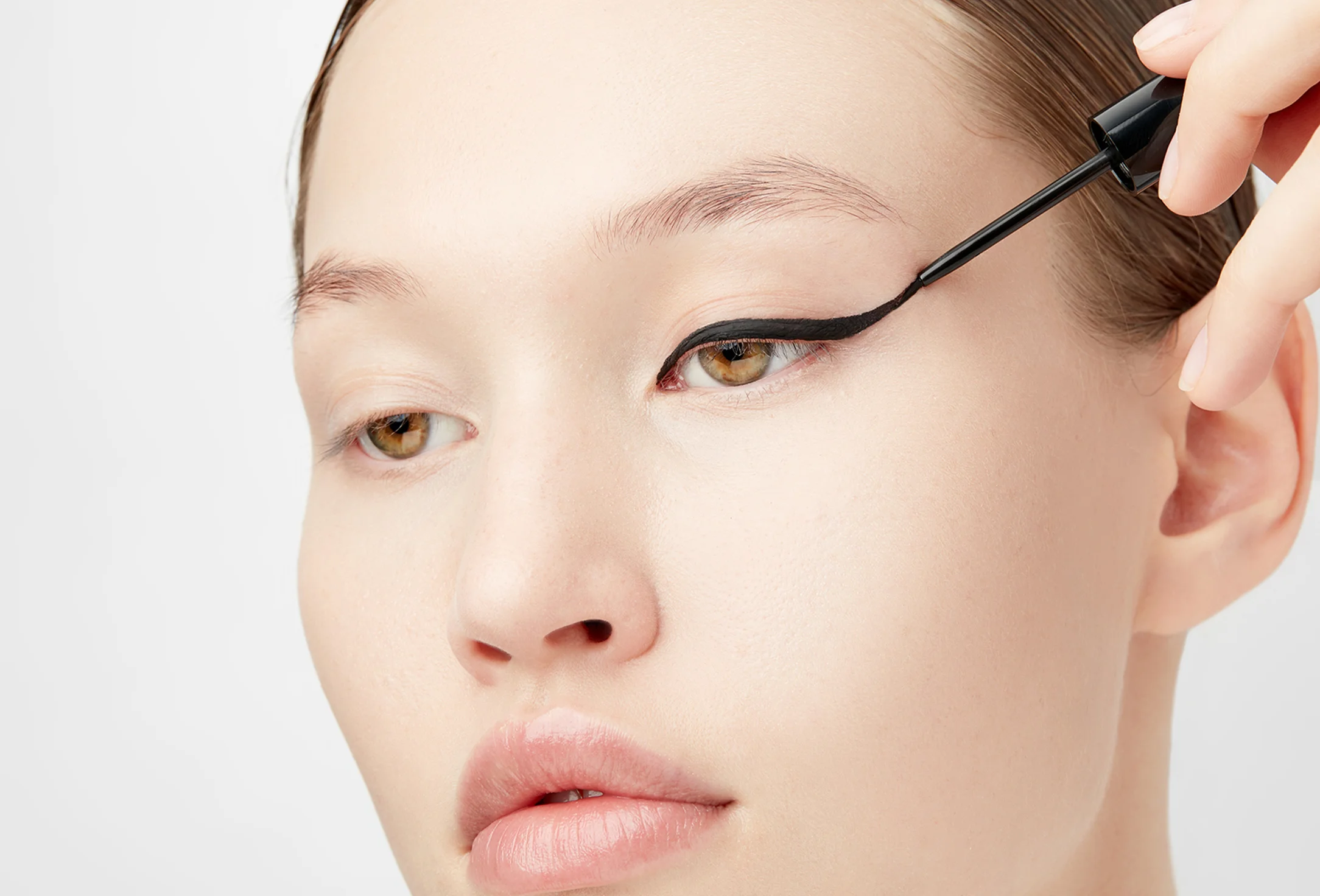 PROVOC LIQUID EYELINER Brush Black