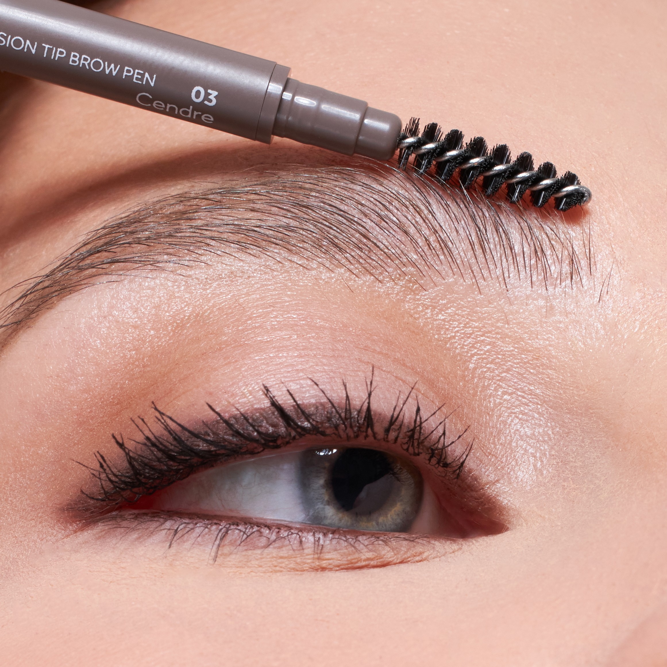 PROVOC SVELTE Precision Tip Brow Pen (PROVOC SVELTE Precision Tip Brow Pen 03 Cendre [45272003])